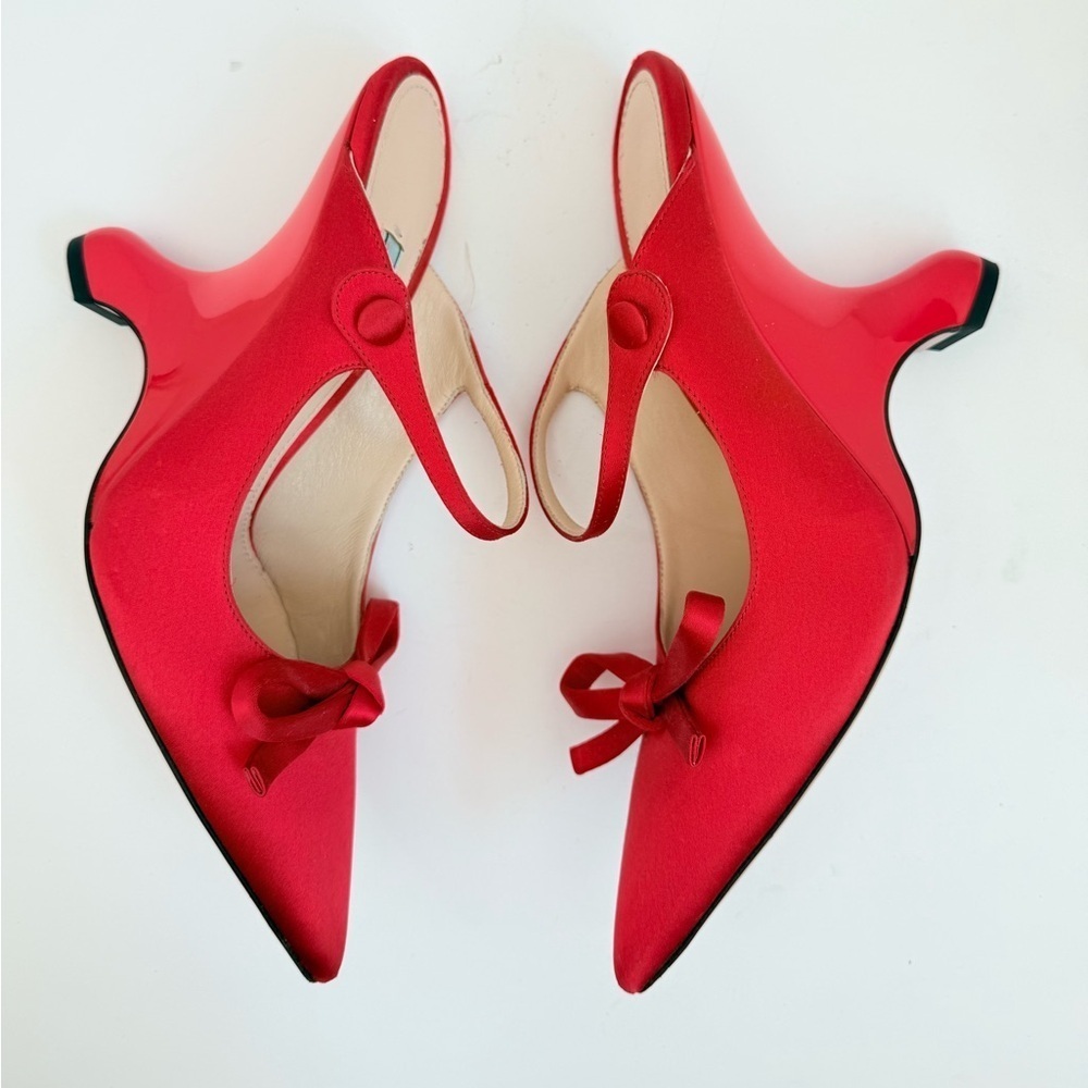 Prada Red Satin Patent Sculpted Bow Wedge heel Mary Jane pumps EU 37 - Picture 7 of 11